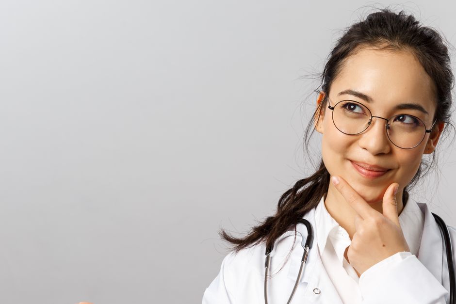 Dr. Nicki Wattana